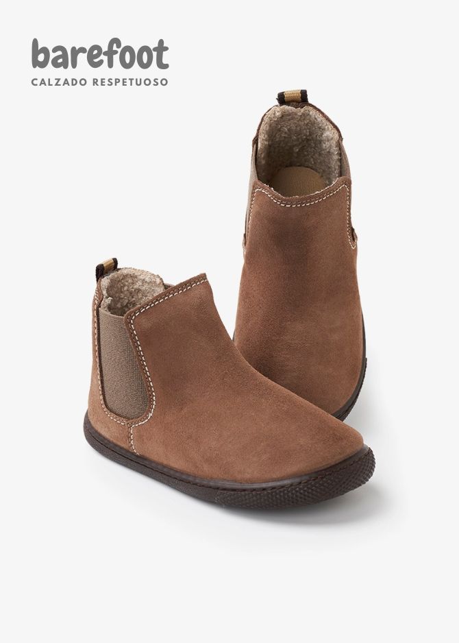 BOTIN CHELSEA CUERO BAREFOOT CON CHIPORRO - CAFÉ