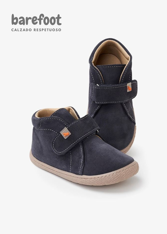 BOTIN CUERO BAREFOOT CON VELCRO CENIT - GRIS ANTRACITA