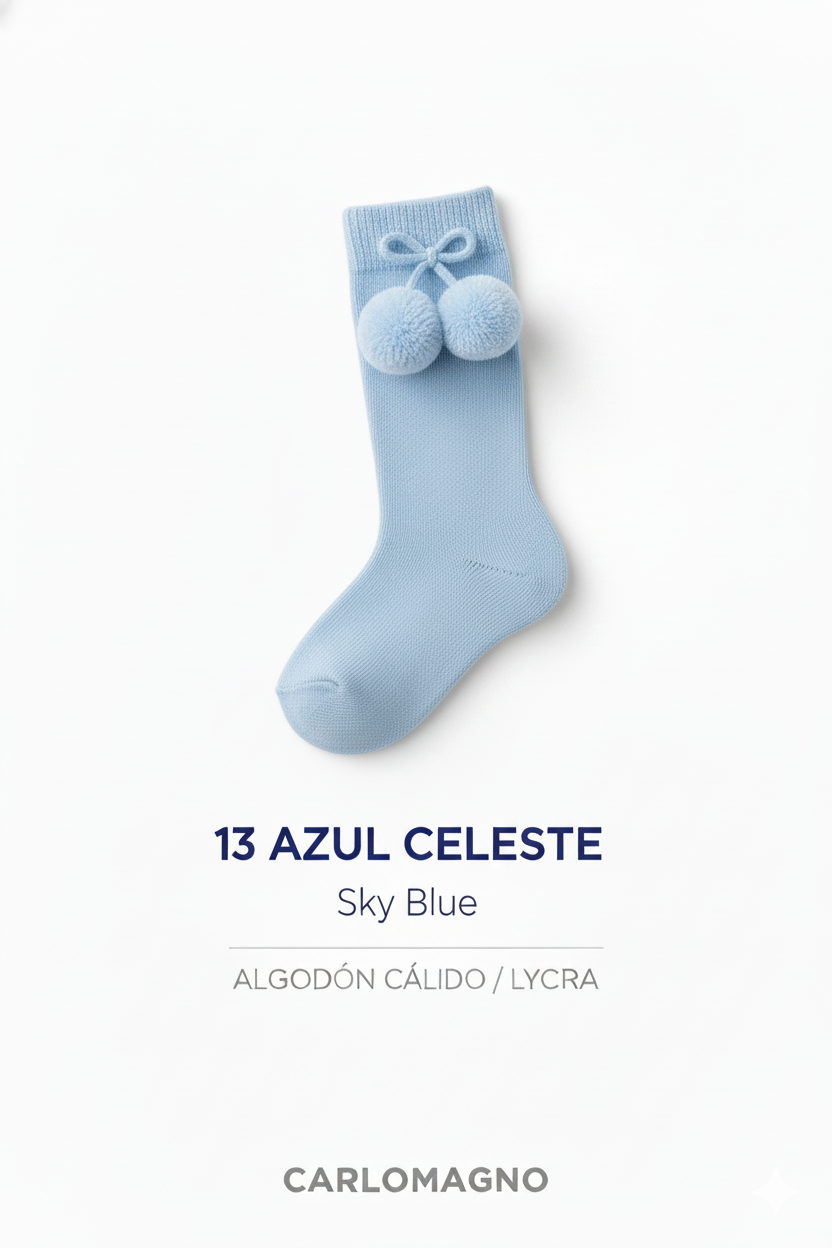 CALCETÍN LISO CON BORLAS AZUL CELESTE