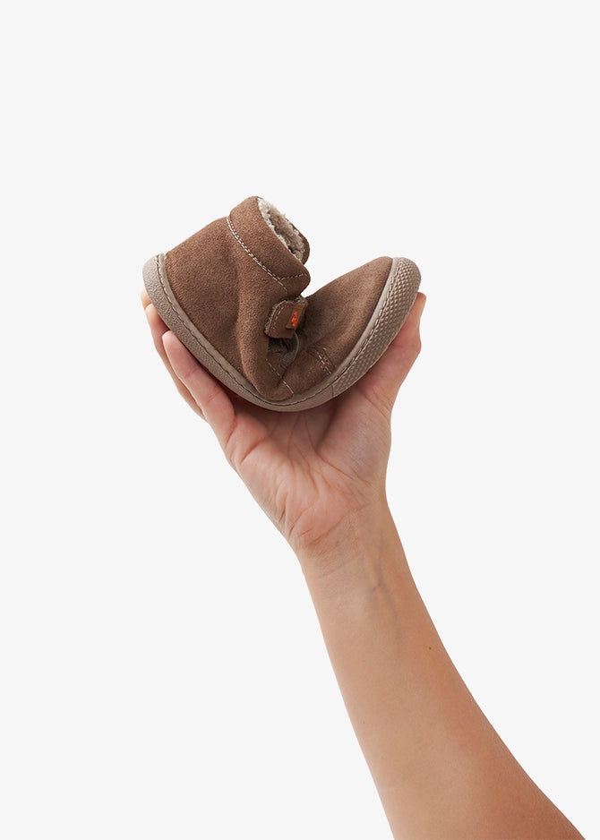 BOTIN CUERO BAREFOOT CON CHIPORRO NIX - CAFÉ