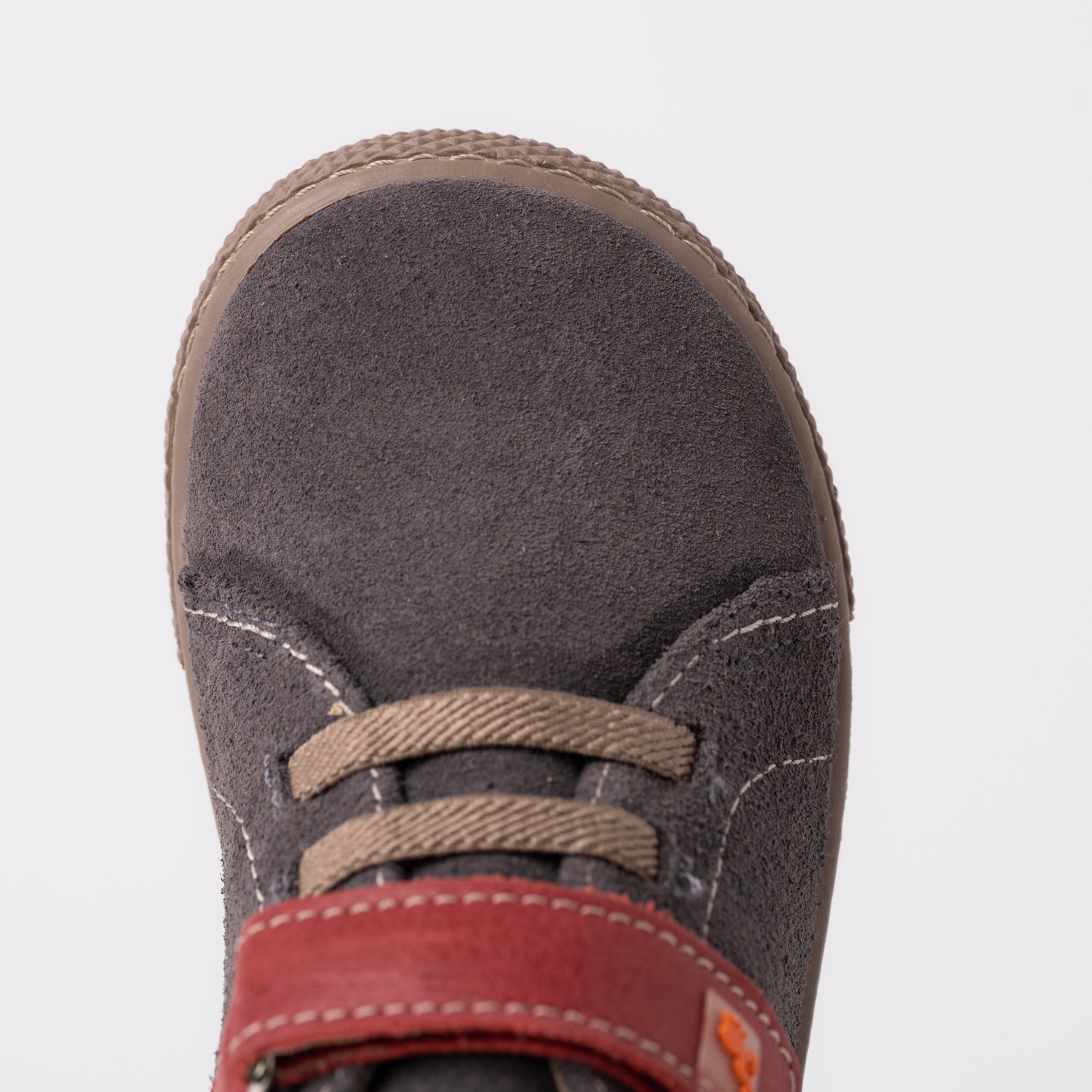 BOTIN CUERO BAREFOOT CON CHIPORRO NIX - GRIS ANTRACITA