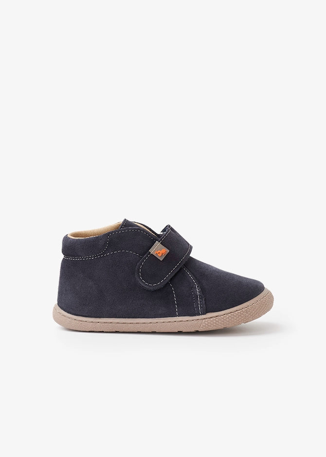 BOTIN CUERO BAREFOOT CON VELCRO CENIT - GRIS ANTRACITA
