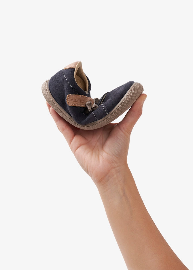 CALZADO CUERO BAREFOOT CON ELÁSTICO - GRIS ANTRACITA